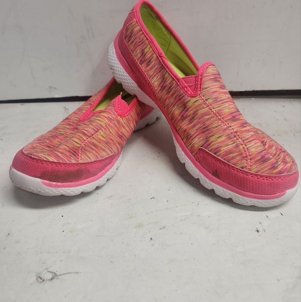 Danskin Memory Foam Slipons size 9.5